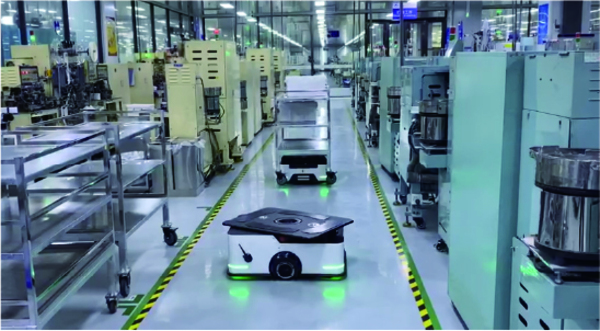 なぜ工業生産を改善するために自律移動ロボットを使用する必要があるのですか?